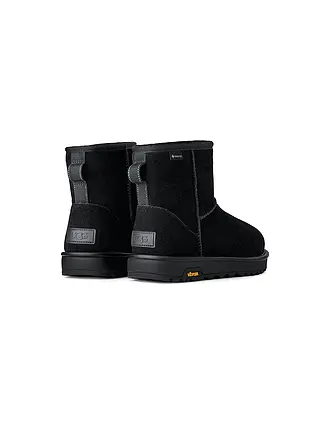 UGG | Stivali CLASSIC MINI GTX | schwarz